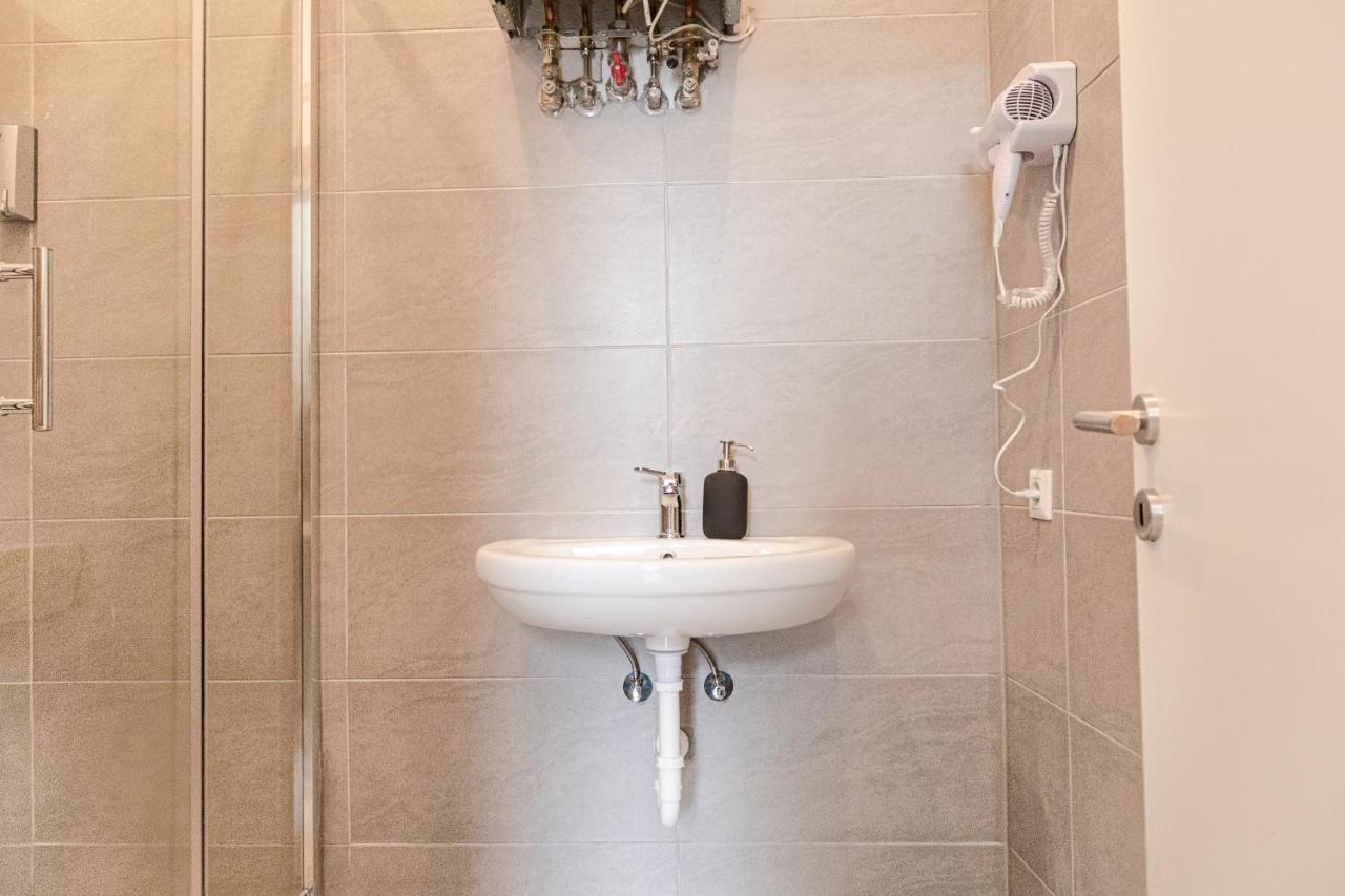 Pleasing 2Br Apt. Akh-Perfect For Groups Вена Экстерьер фото